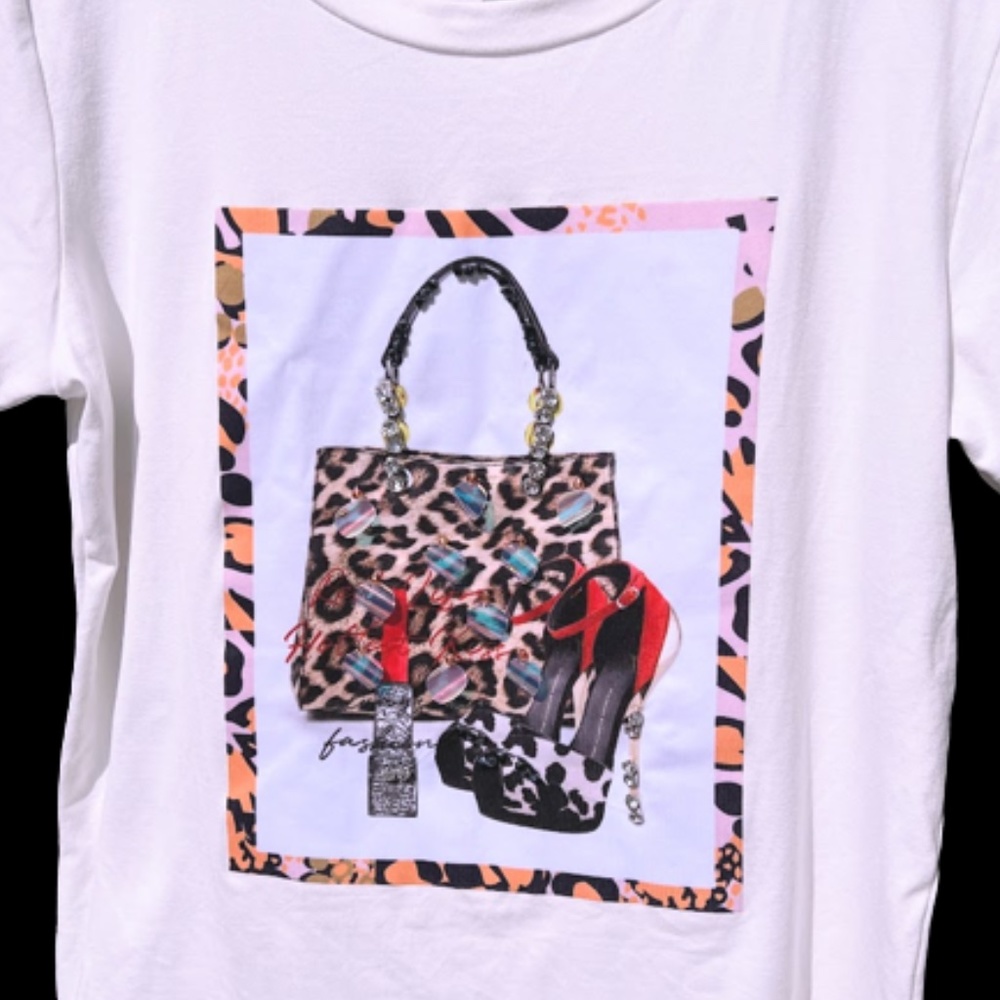 Davida Glitz & Glamour Beads Rhinestones Y2K Graphic Scoop Neck Tee Shirt - Picture 2 of 9